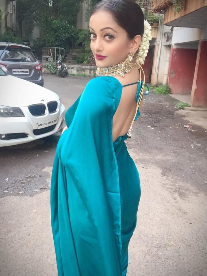 MANSI NAIK