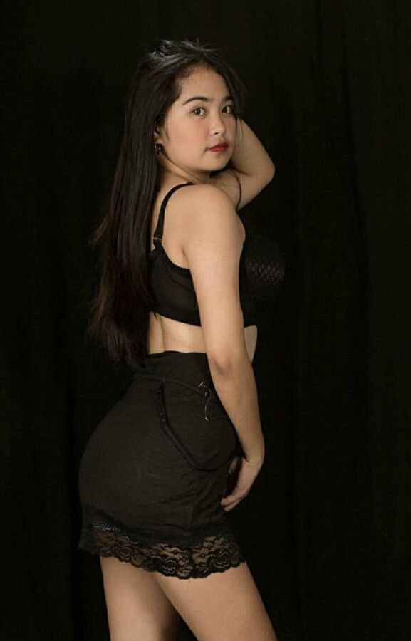 Filipina cherry where I met in manila gave me snaps