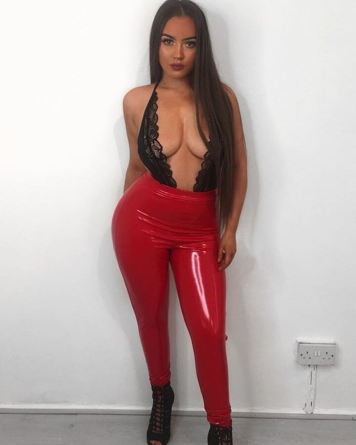 Sexy babe