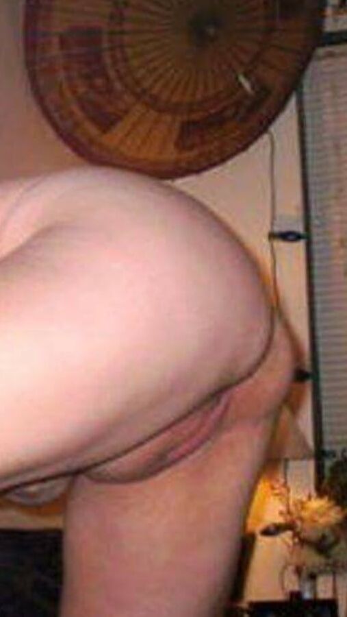 Vanessa Button Ontario Whore -