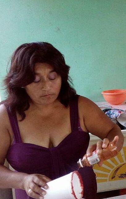 Argelia Madura Tosca y Tetona - Mexican Mature mom