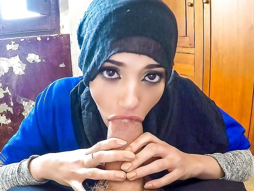 Amateur Blowjobs