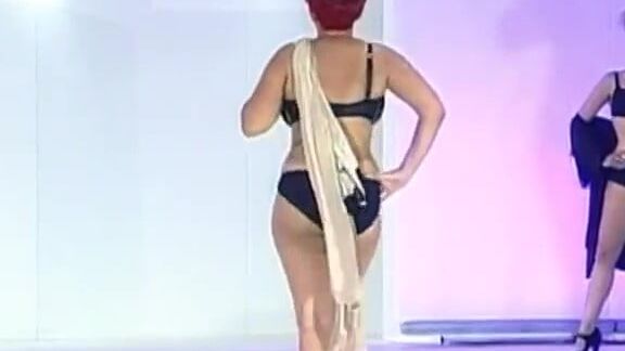 Lydia Catwalk show