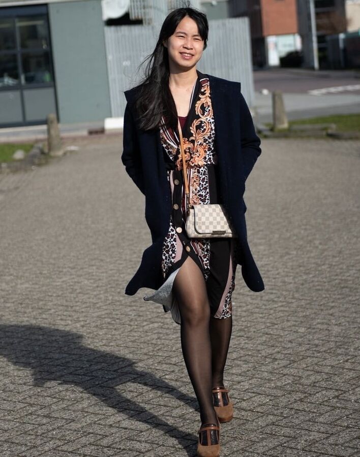 Street Pantyhose - Asian Cunny