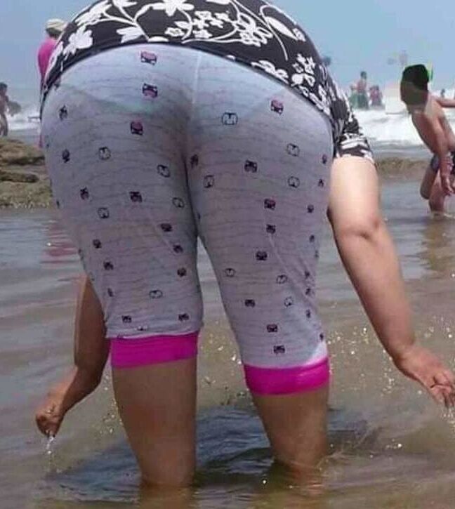 Beautiful Arabic Ass