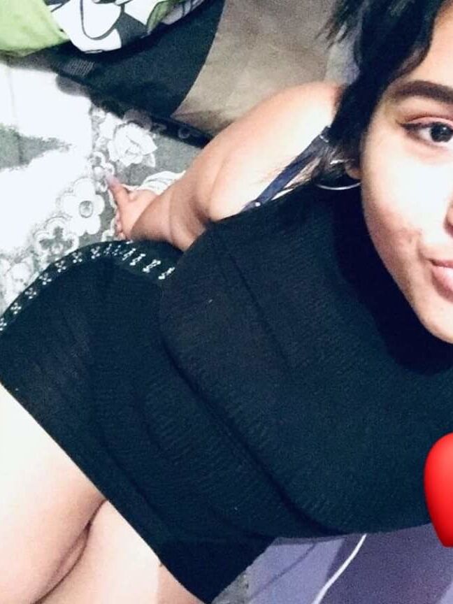 Rosa isela nalgona