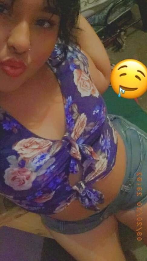 Rosa isela nalgona