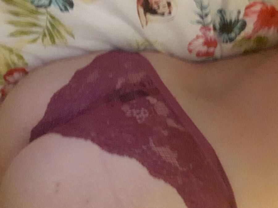 Phat Arse white Girl