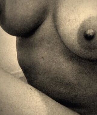 tits f