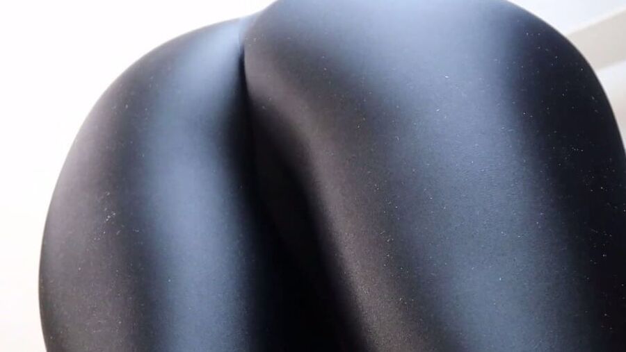 Spandex Voyeur