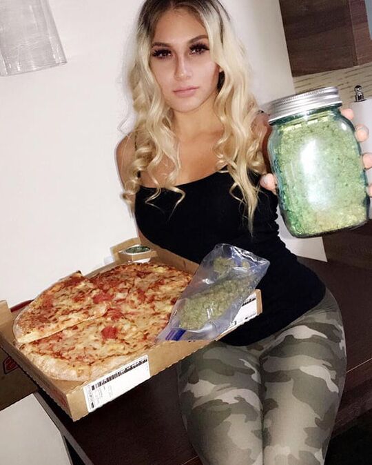 Sexy Stoners