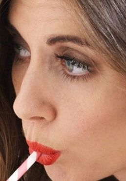 ALISON BRIE