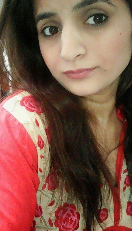 Maharashtra Muslim Wife