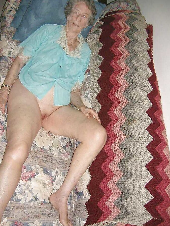 smutty granny for your wank