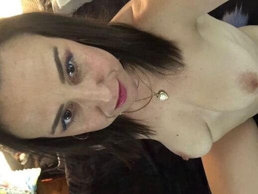 Sexting milf