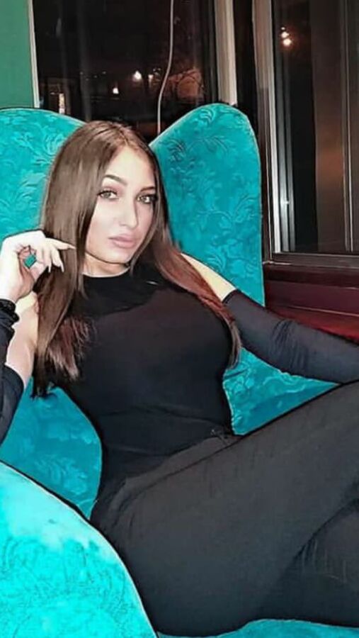 Hello it&;s me, i need big dicks