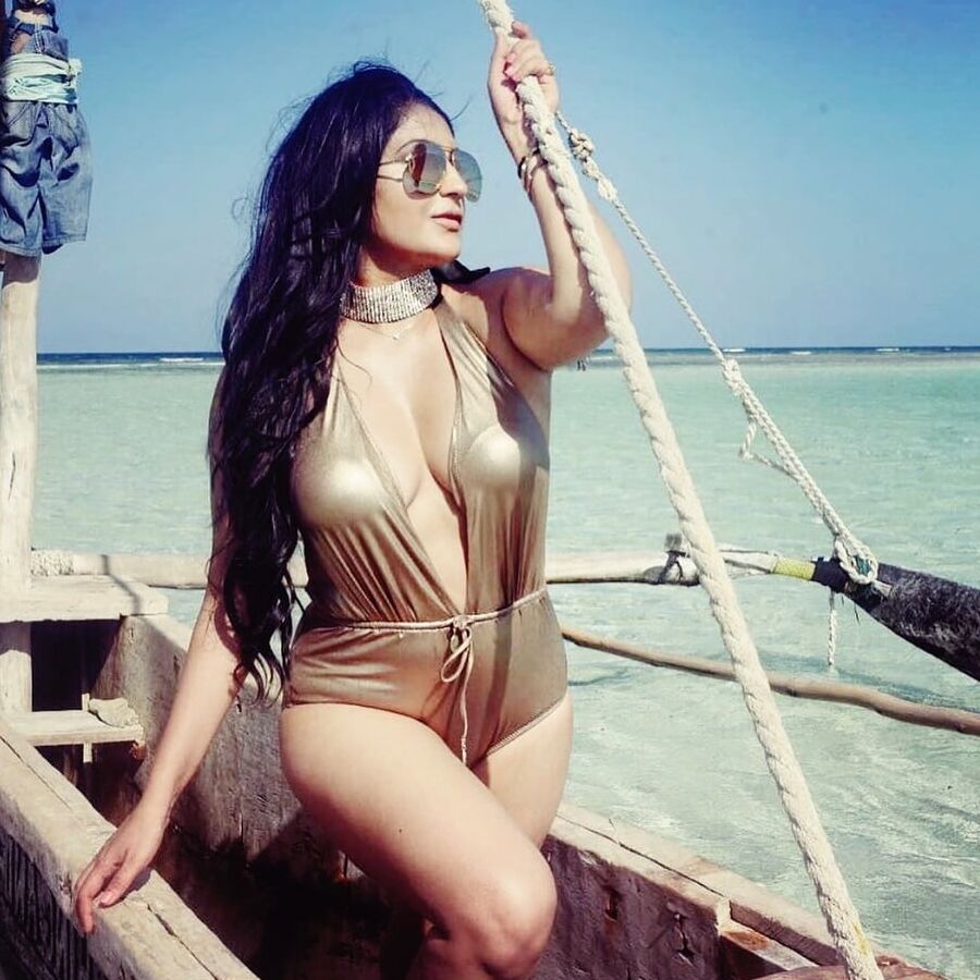 Hot milf Sonal Maherali