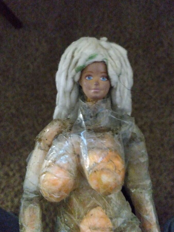 Sakura Rose (Mini Barbie figure sex doll)