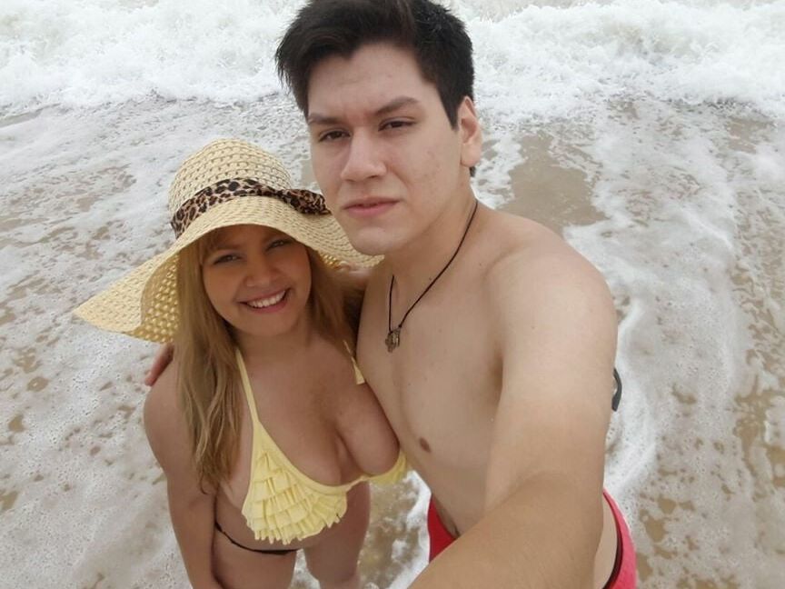 (ARG): Florencia&;s big tits in summer!