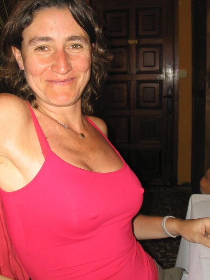Mature MILF s ()