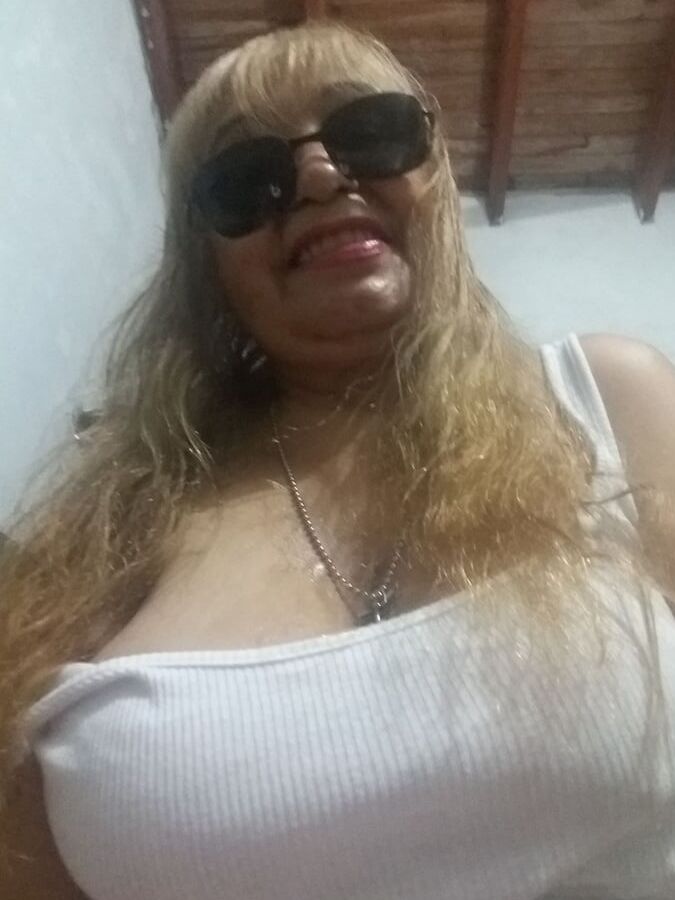 Andrea Gonzalez ... Faceb