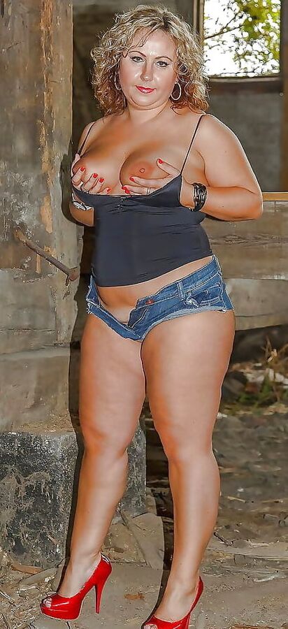 Hands for bra