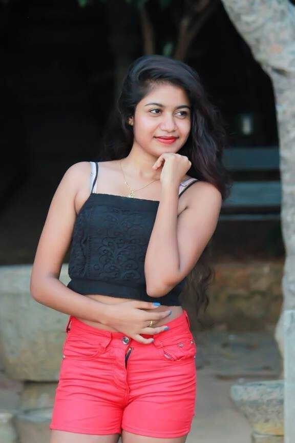 Hot Girl Sri Lanka