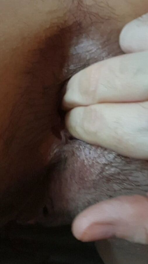 Je leche la chatte et je doigte ma femme