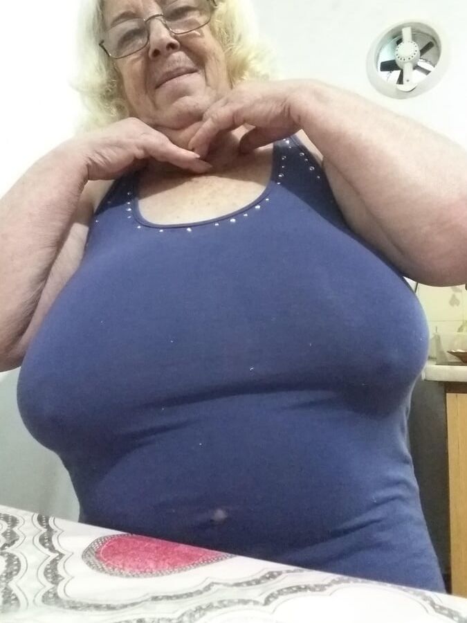 Edna Vizacri ... Faceb