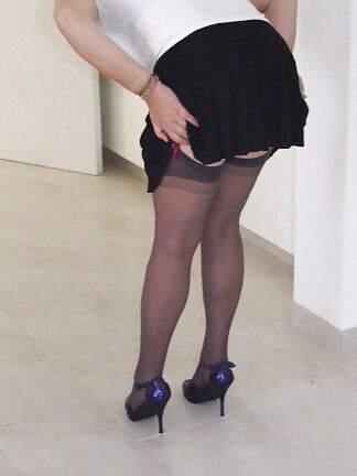 Next milf for tribute