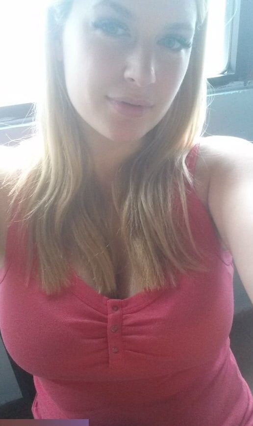 German Free Webcam Girl are online for cum you