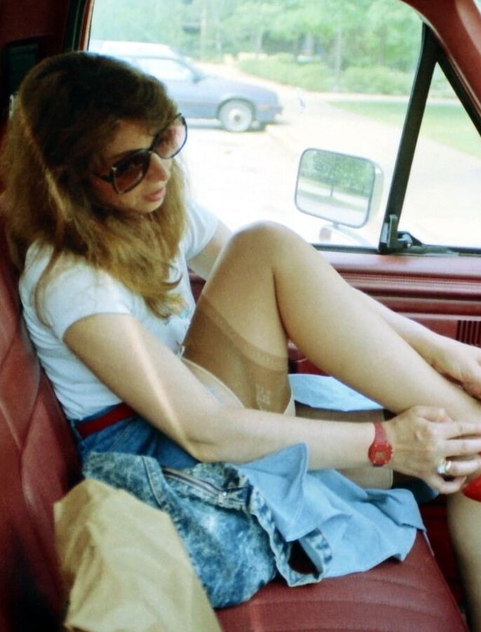 Vintage Hot Wivers vol.