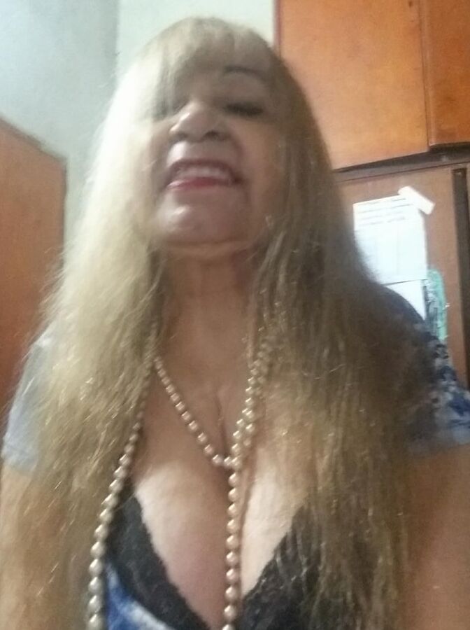 Andrea Gonzalez ... Faceb
