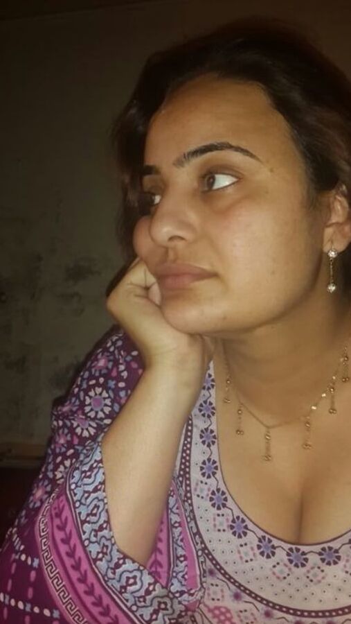 Desi BBW AUnty