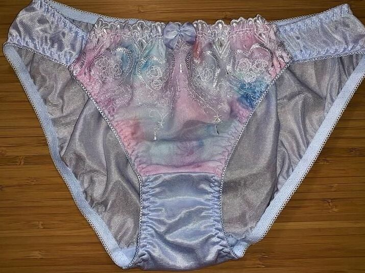 Panties y