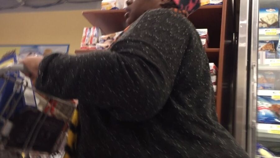 GASSY SSBBW GILF
