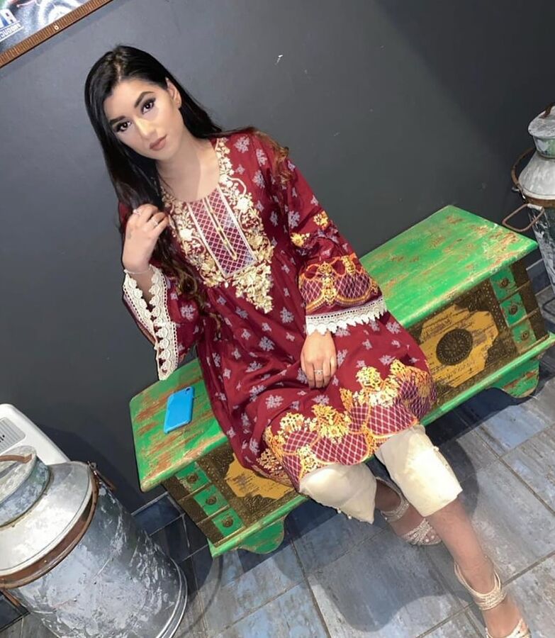 Hottest paki girl from maidenhead London pakistani classy