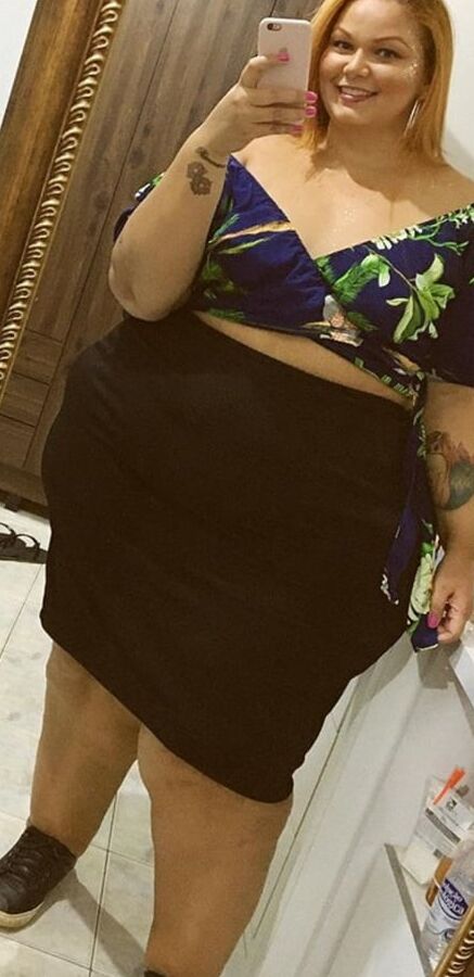 Sexy cute latin ssbbw mega hip pear Cavalli
