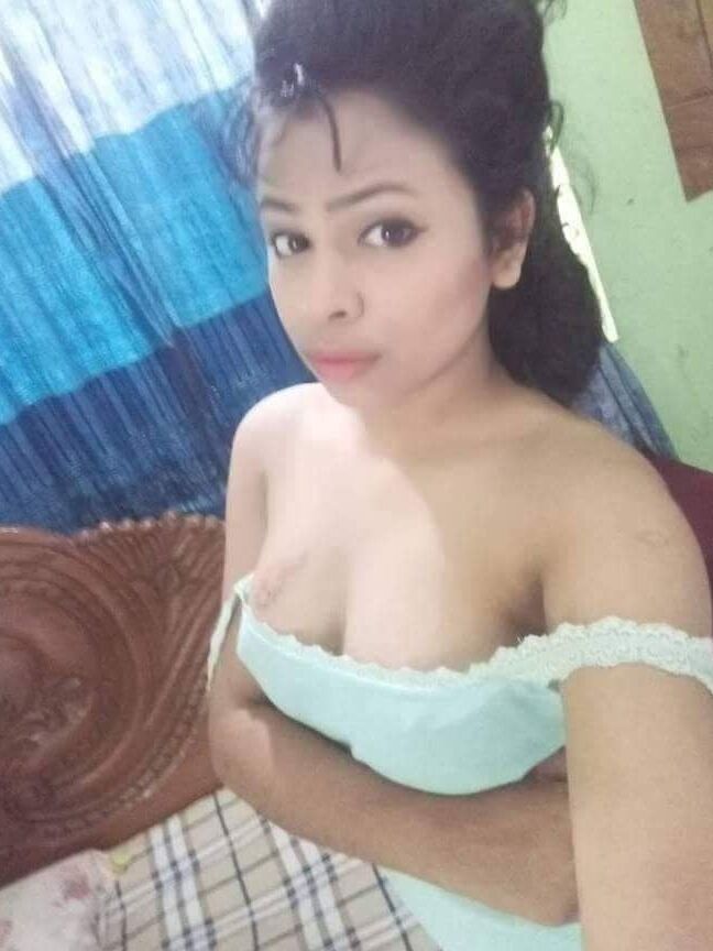 Bangladesh Cunt Exposed desi slut