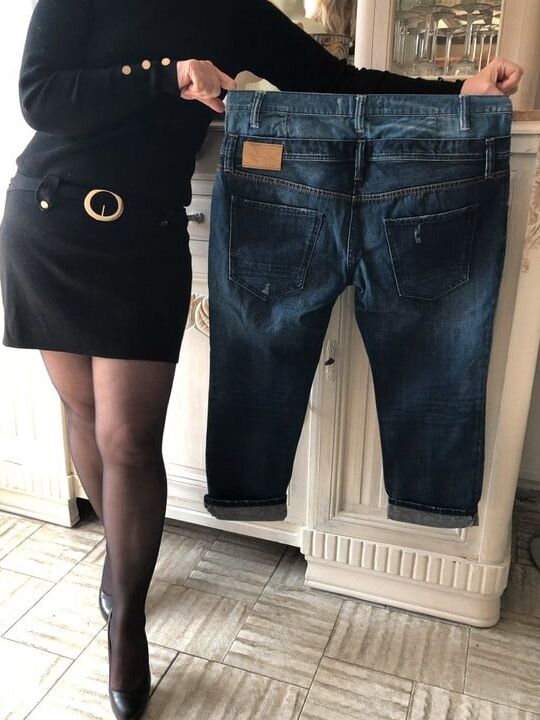 French milf qui vend ses fringues-