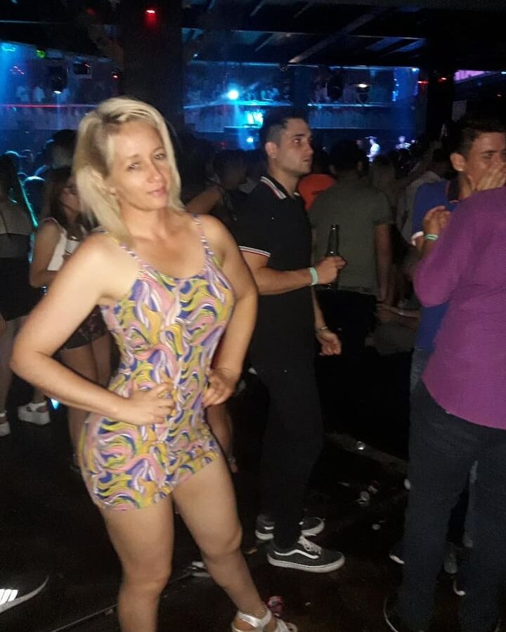 milf...beautiful ass