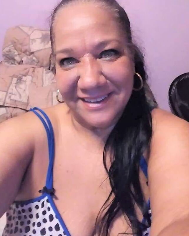 Granny face for cum splattered