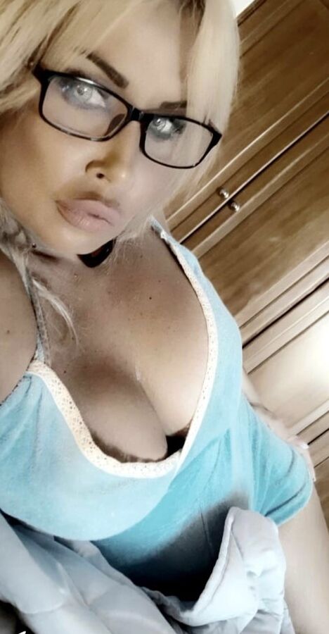 Greek Huge Tits Milf Vol