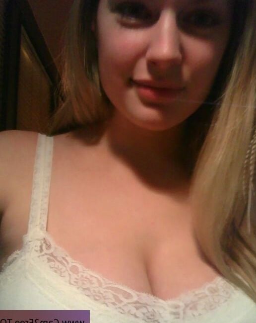 German Free Webcam Girl are online for cum you