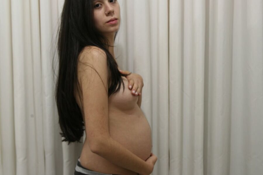 Pretty Preggos