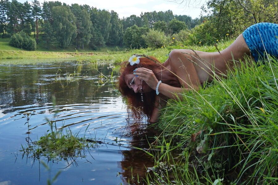 Mermaid plays with water