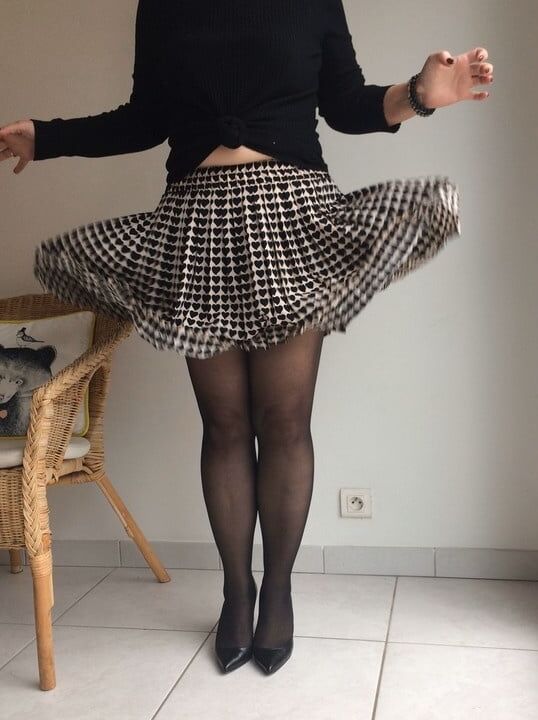 French milf qui vend ses fringues-