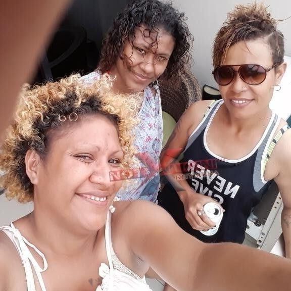 PNG LESBIANS KOAP