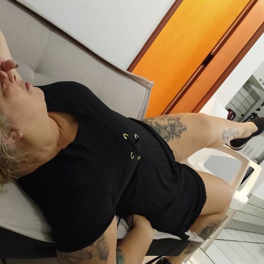 Giovanete coroa anos sarada