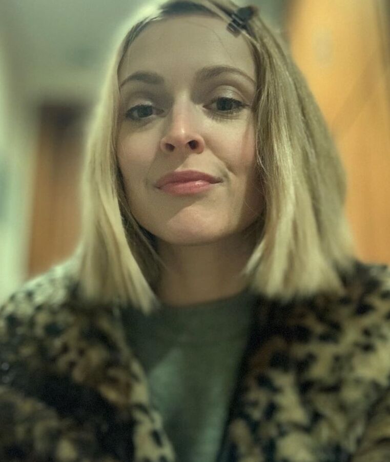 Fearne Cotton MILF